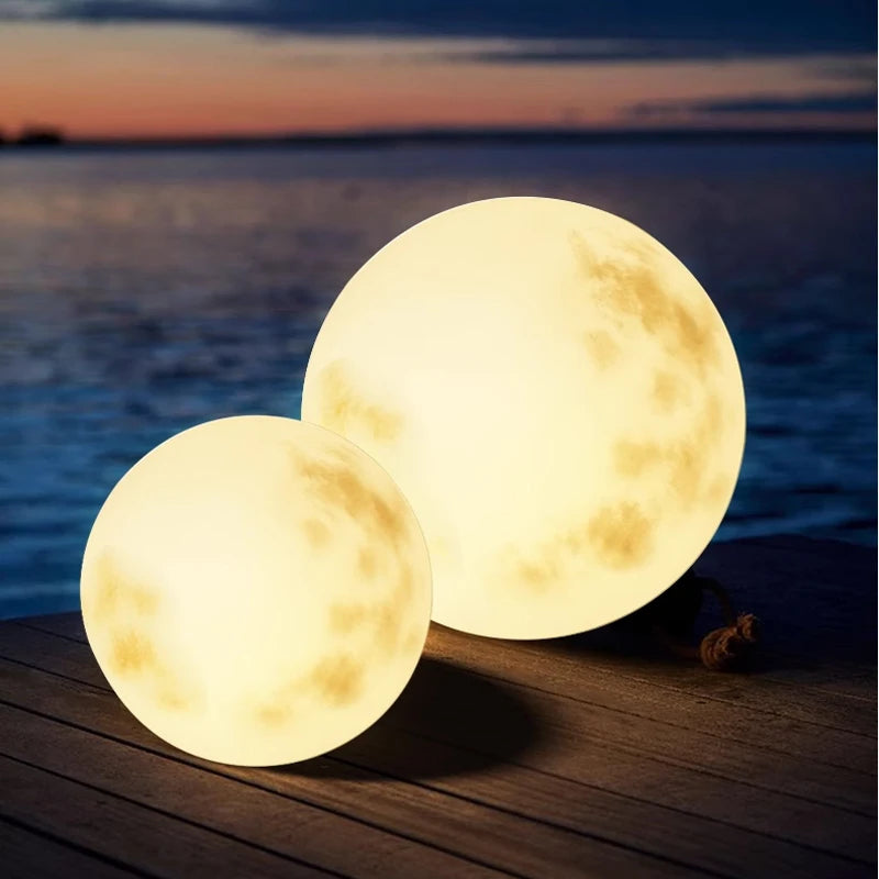 Bulirra - Moon-shaped garden lamp