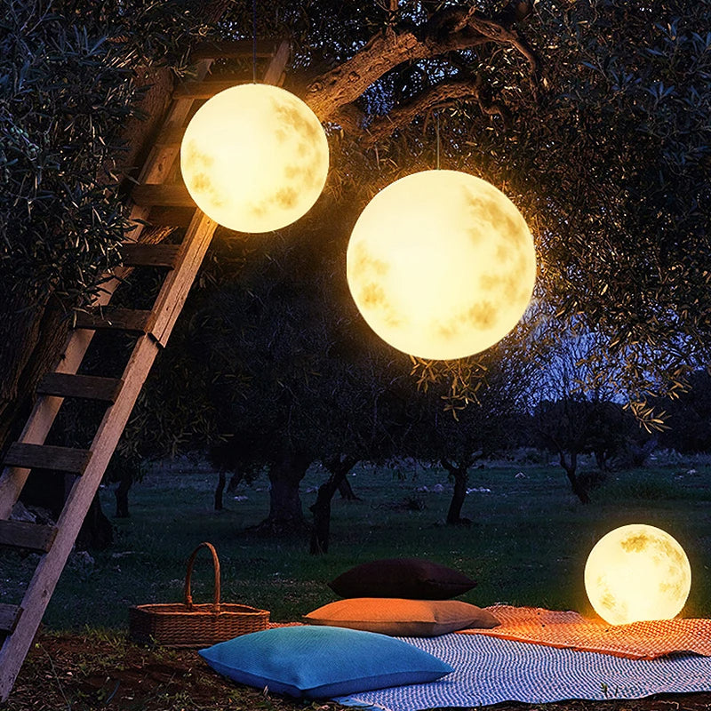 Bulirra - Moon-shaped garden lamp