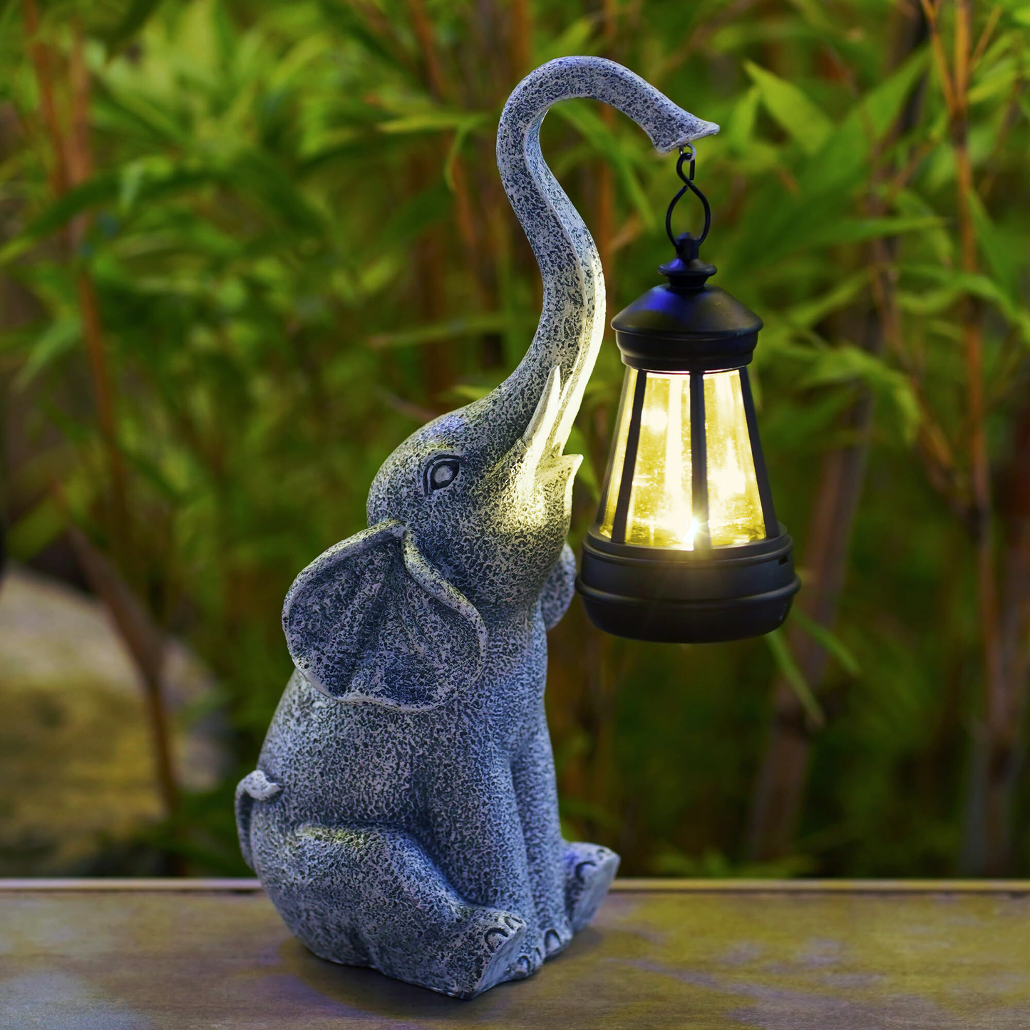 Gentle - Elephant Garden Lamp