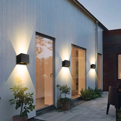 Inuziera - LED Wall Light