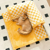 Yellow fun tunnel bed